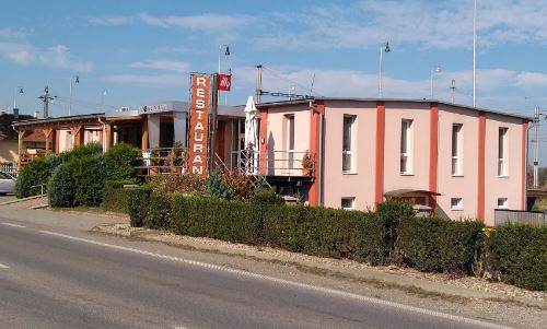 Sorrento restaurant Bowling Bar — fotka 3